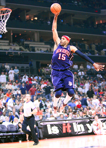 vince carter dunk. Carter helped the Nets win