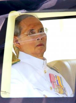Thai King Leaves Hospital to Attend Coronation Anniversary