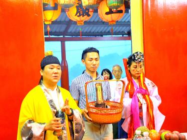 Wedding A Taiwanese Ghost In A Korean Dress Taipei Times