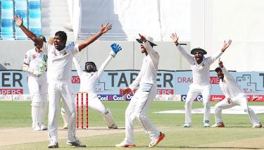 Perera the star as Sri Lanka sweep Pakistan in Dubai