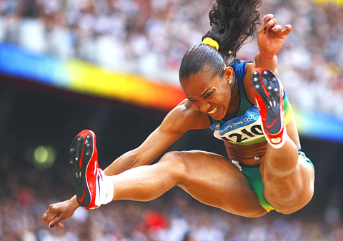 ATHLETICS : Women's long jump provides shocks galore - Taipei Times