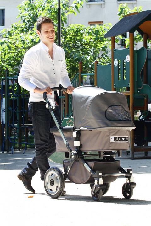 latest baby buggies