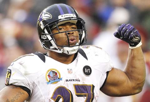 the baltimore ravens ray rice celebrates his touchdown against