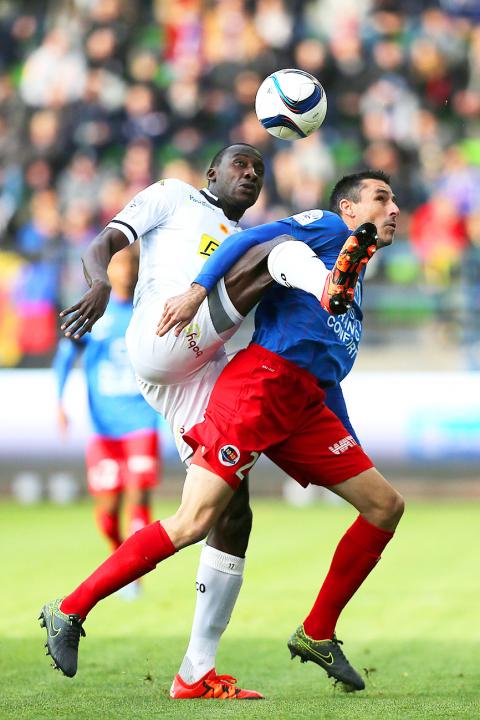 fans, players pay respects to victims of terror attacks - taipei