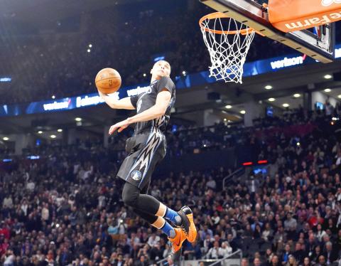Minnesota Timberwolves guard Zach LaVine competes during the dunk