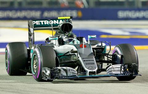 Mercedes' Nico Rosberg wins Singapore Grand Prix - Taipei Times