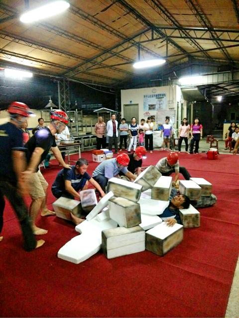 Local troupe to re-enact 921 Earthquake events - Taipei Times