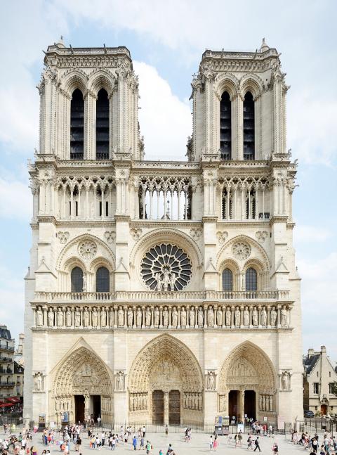 Bilingual Arts: Notre-Dame De Paris 雙語藝術：巴黎聖母院- Taipei Times