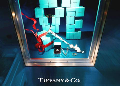 Tiffany & Co shareholders approve LVMH takeover - Taipei Times