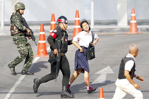 Soldier S Rampage Leaves 26 Dead 57 Hurt In Thailand Taipei Times Soldier S Rampage Leaves 26 Dead 57 Hurt In Thailand Taipei Times