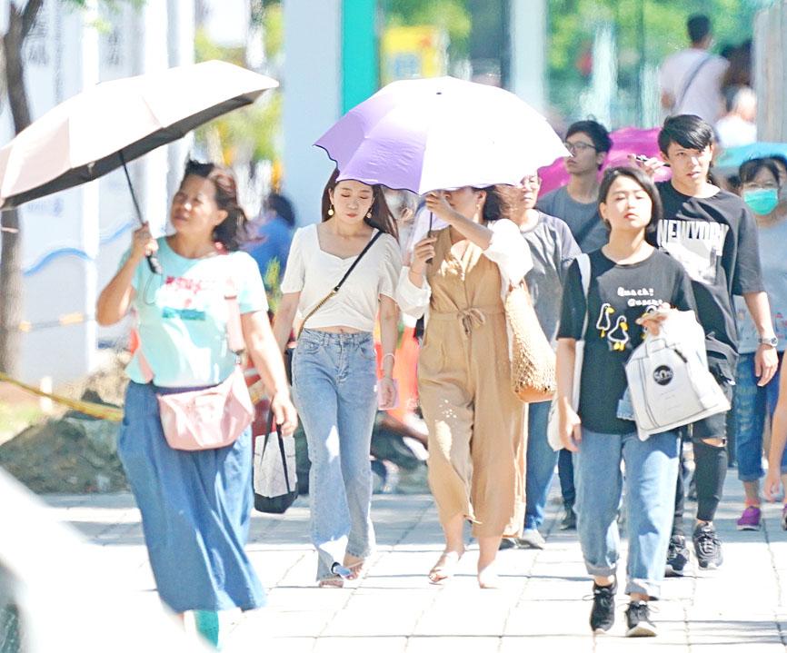 Doctor tells men to use parasols Taipei Times