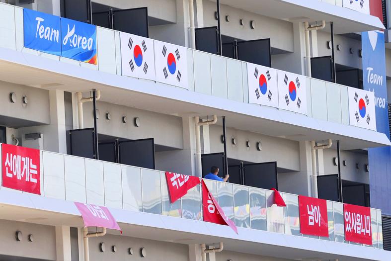 한국, IOC와 협상에서 국기 제거