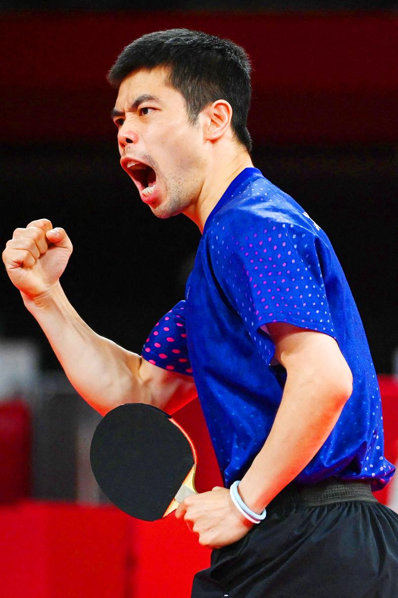 Mens table tennis team eases into Tokyo quarter-finals