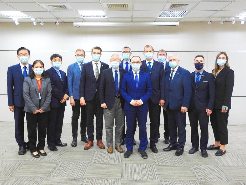 Taiwan zlepšuje svoje vzťahy s pobaltskými štátmi Taiwan zlepšuje svoje vzťahy s pobaltskými štátmi
