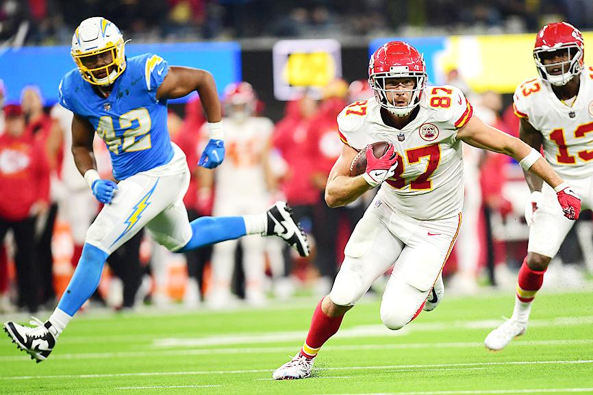 chiefs chargers sofi
