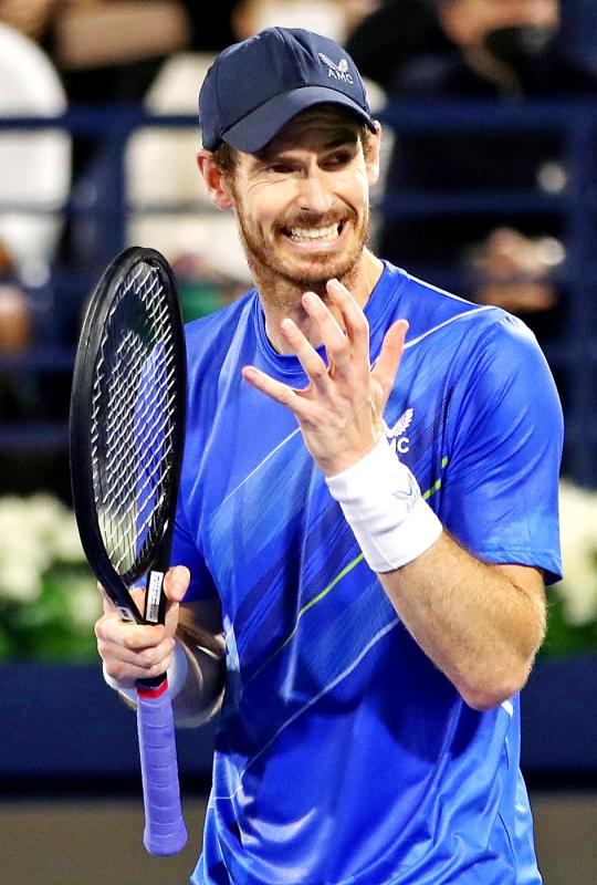 Djokovic advances at Dubai Duty Free Tennis Championships as Murray denied  700th career win