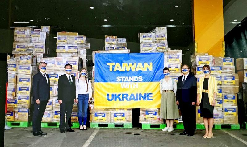 Funkce: Tchajwanské dary pomáhají ukrajinským nemocnicím