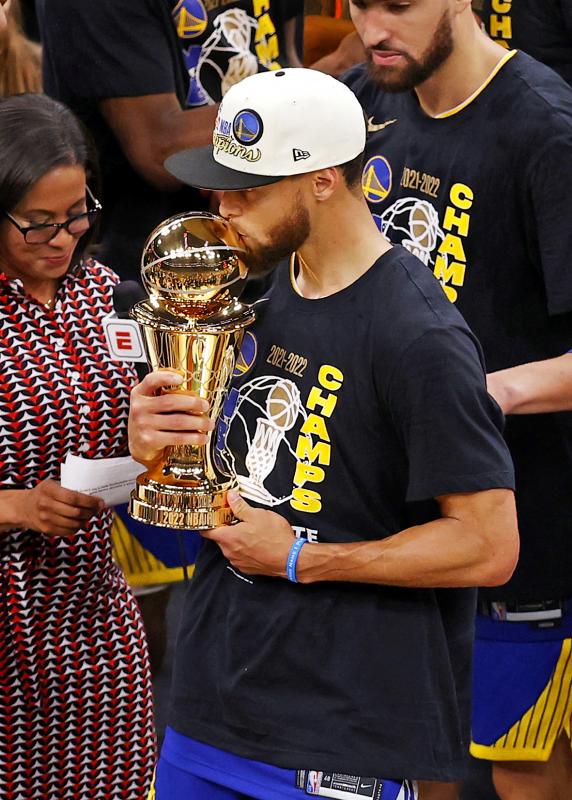 Warriors star Steph Curry named NBA Finals MVP