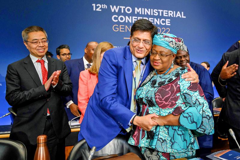 WTO reaches food, fisheries, vaccine deals - Taipei Times