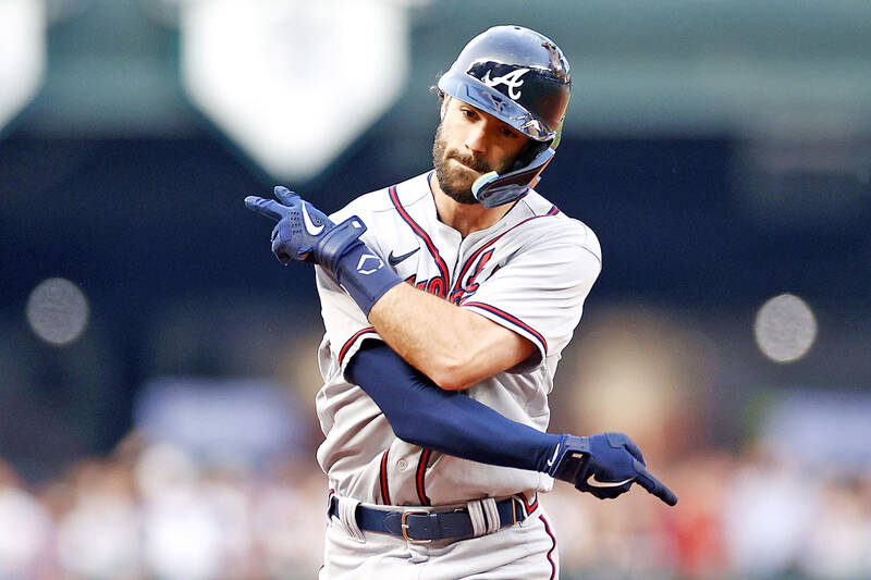 Dansby Swanson hits one of four homers for Braves - Taipei Times