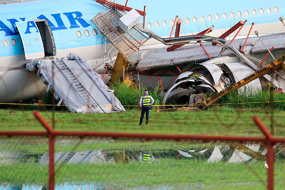 Philippine airport shut after Korean Air incident Taipei Times