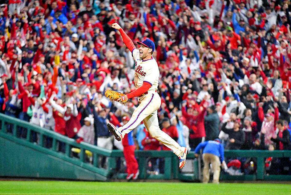 phillies pennant 2022