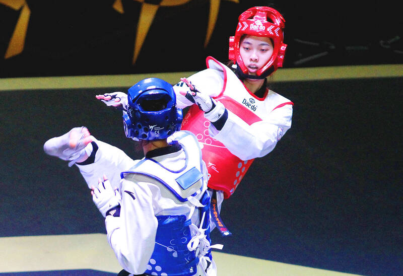 La taiwanesa Lu gana plata en taekwondo en México
