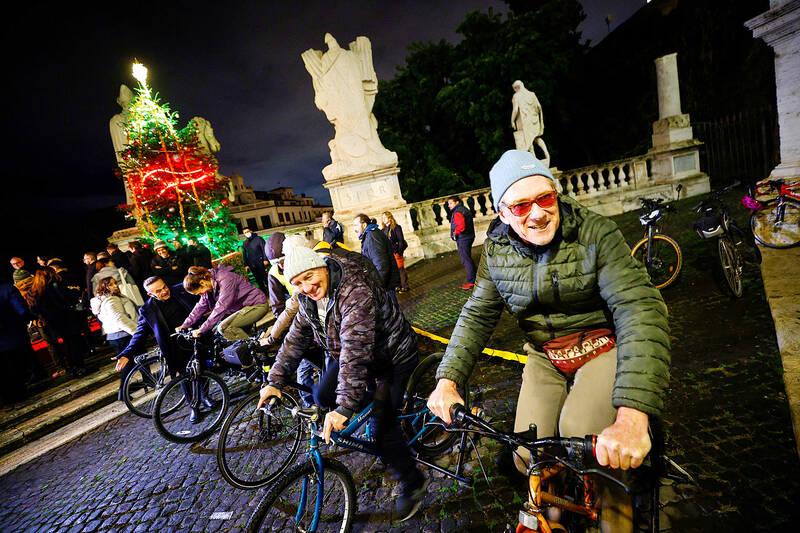 Pedal power Taipei Times