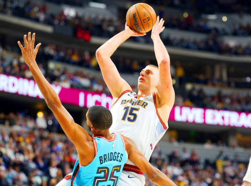NBA: Bucks beat Nuggets in Giannis-Jokic showdown - Los Angeles Times