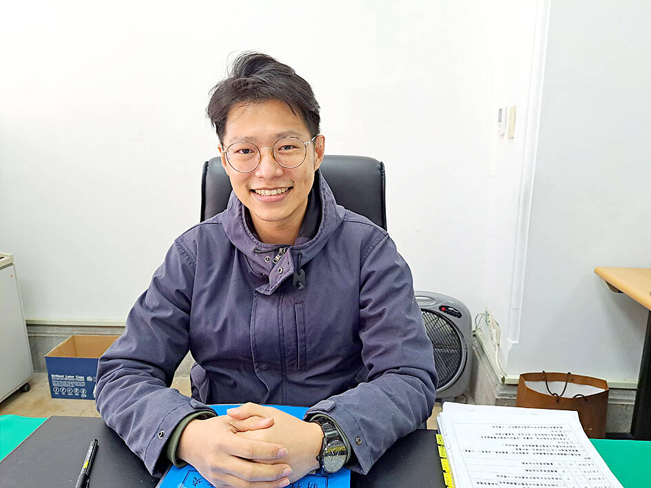 Hsinchu official resigns over affair allegations