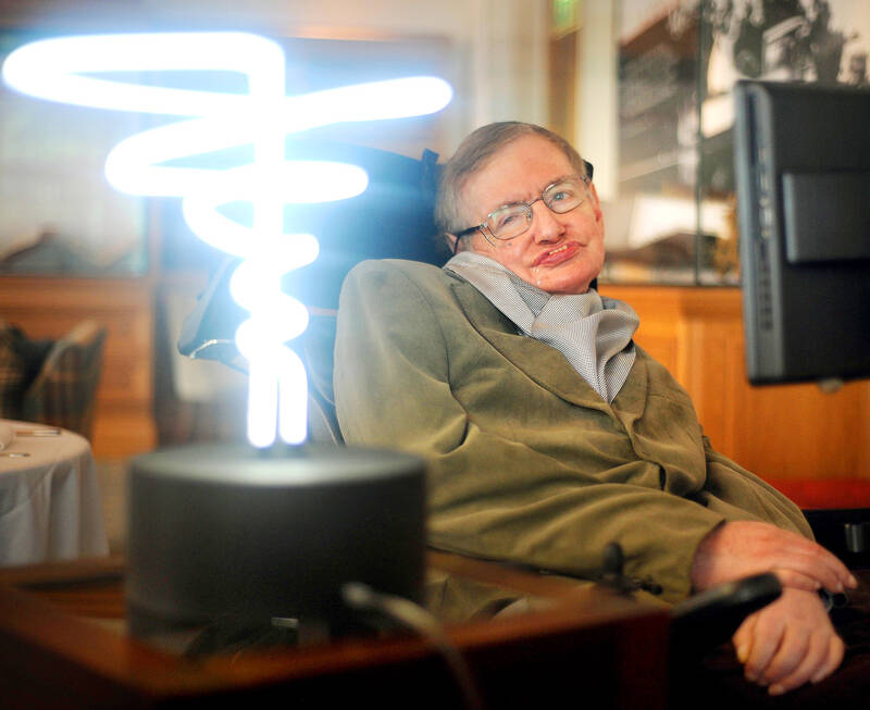 Stephen Hawking dice a un collaboratore che A Brief History of Time è un “errore”