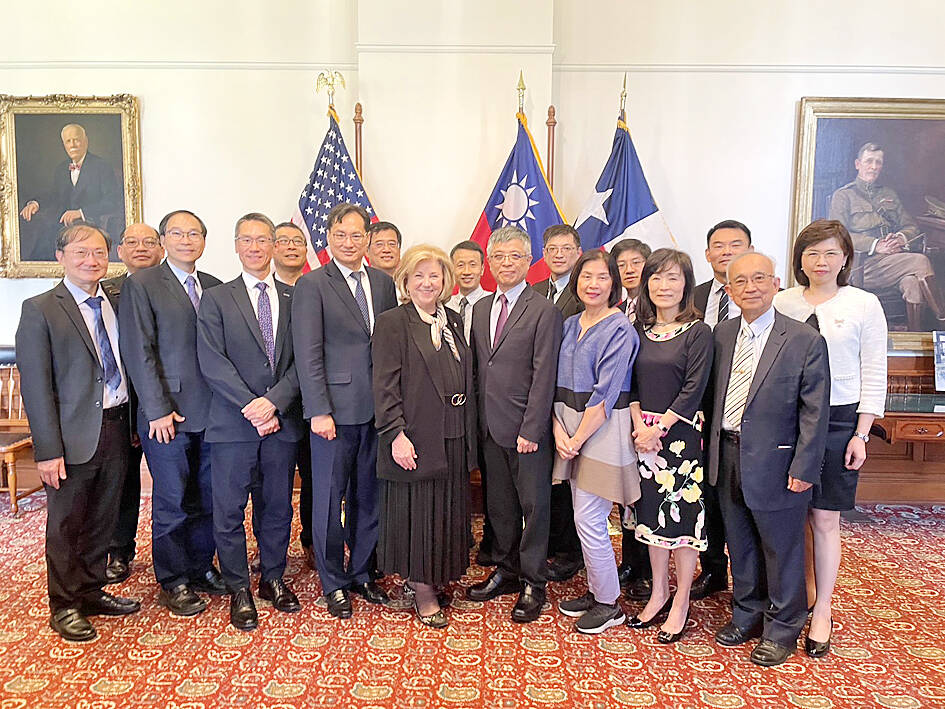 Research ties with Texas get a boost Taipei Times