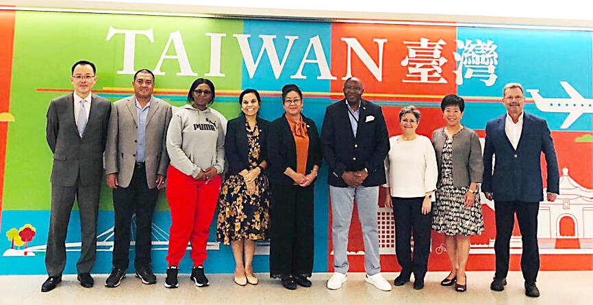 Enviados de la ONU de aliados diplomáticos llegan a Taipei Enviados de la ONU de aliados diplomáticos llegan a Taipei