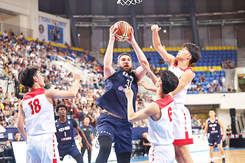 Taiwan unbeaten on day 3 of Jones Cup Taipei Times