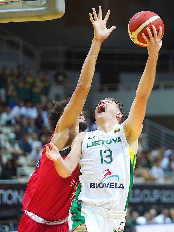 NBA žvaigždė veda Lietuvą į pergalę ruošiantis taurei