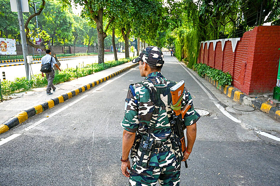 India studies response to potential Taiwan invasion
