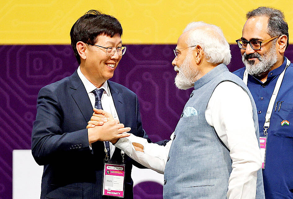 Hon Hai to double India investment and employment - Taipei Times