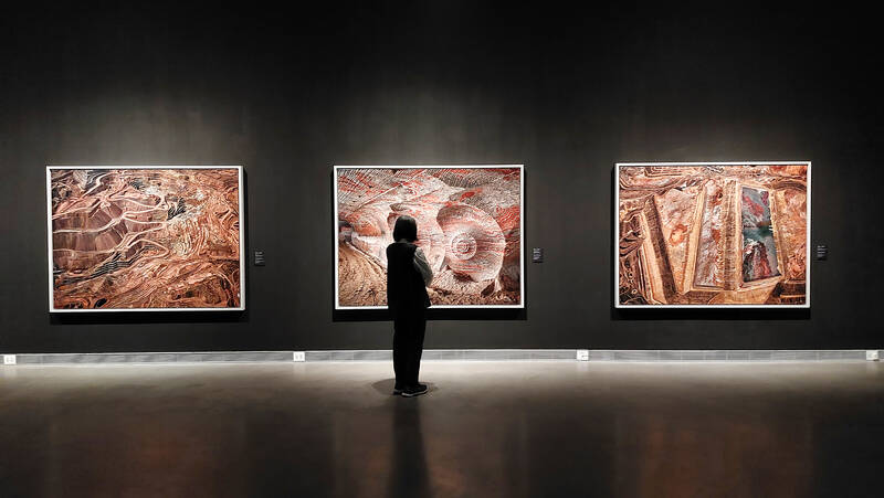Photography Exhibition - Edward Burtynsky, Anthropocene