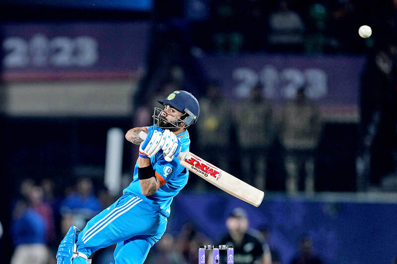 Kohli hits 95 as unbeaten India beat NZ at World Cup