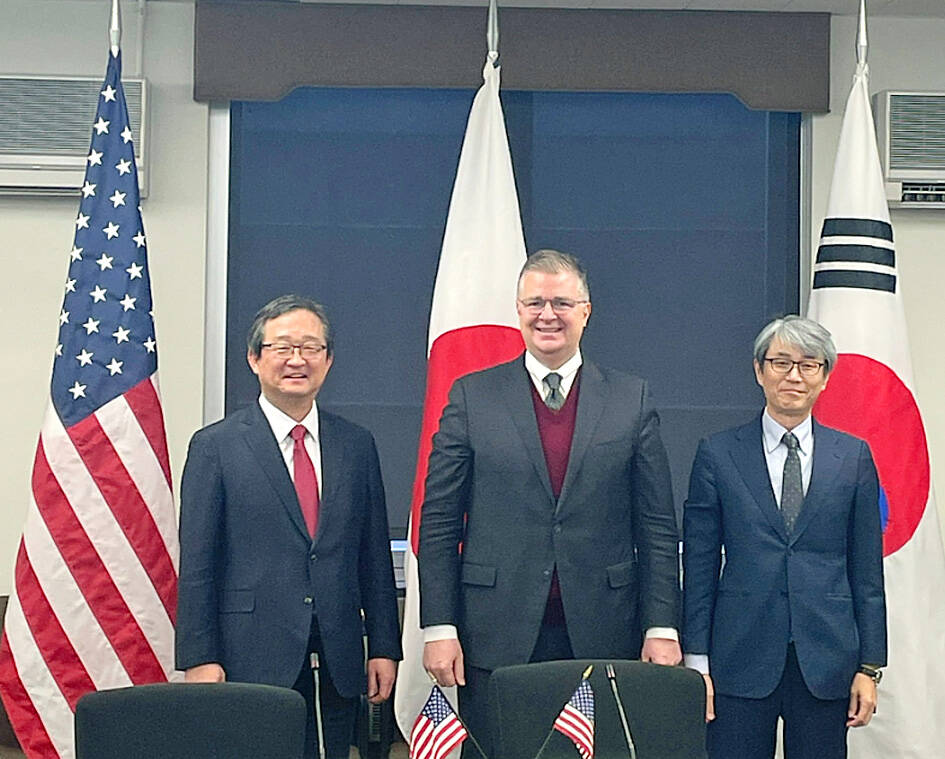 해협 '중요': 미국, 일본, 한국