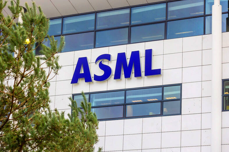 Volgens het rapport probeert Nederland de expansie van ASML in het buitenland te blokkeren