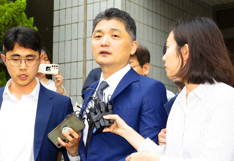 Kakao founder arrested in stock manipulation case
