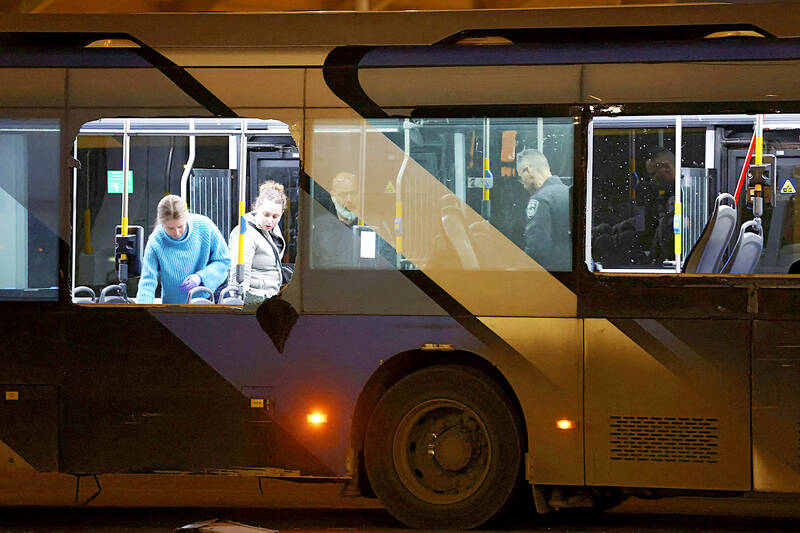 Netanyahu orders West Bank operations after blasts 2 Netanyahu orders West Bank operations after blasts