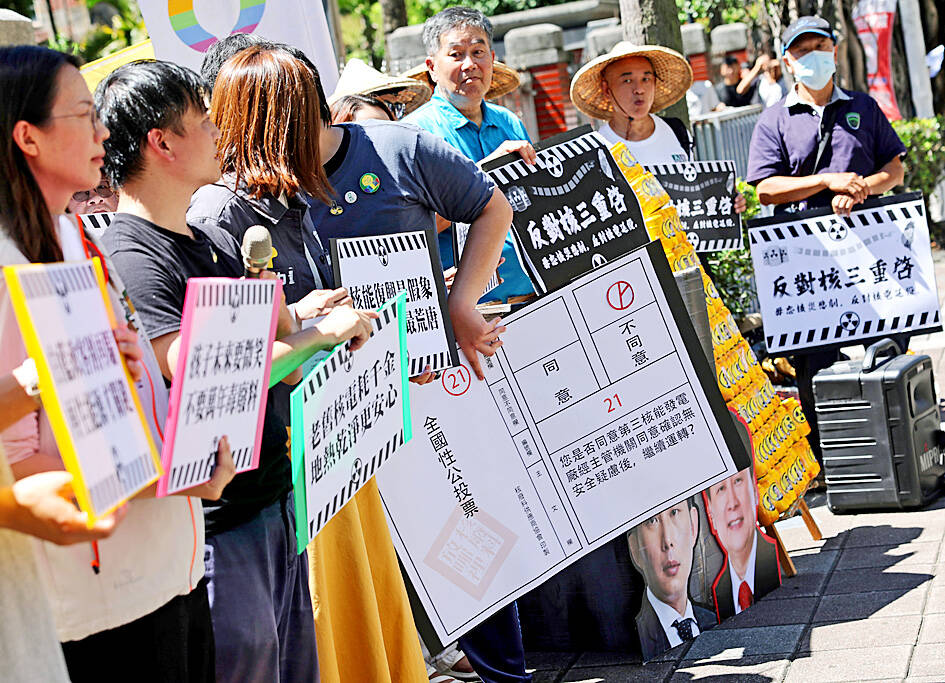 Vote ‘no’ in poll on reactivating nuclear plant, activists say