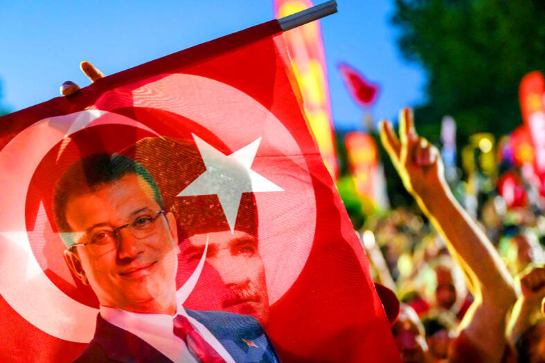 Turkey arrests 3 mayors in widening crackdown