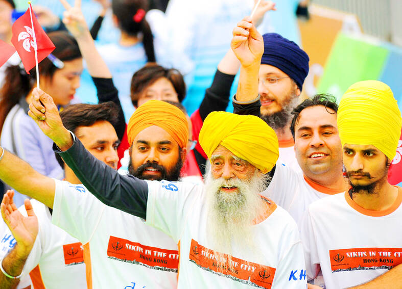 ‘World’s oldest marathon runner’ dies aged 114 in road accident in India