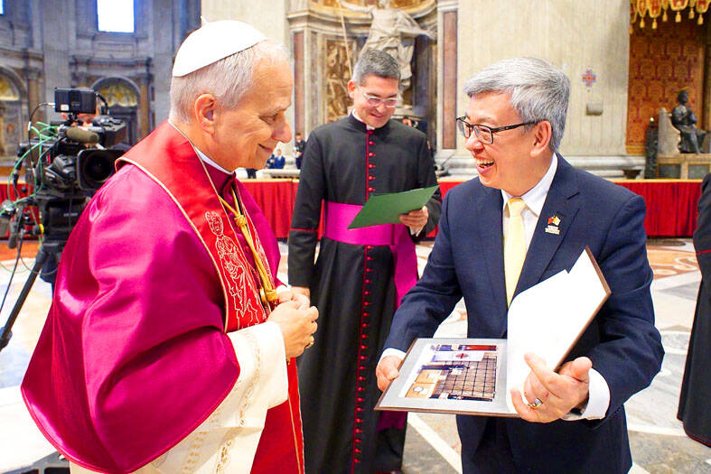 Ministry thanks the Vatican for Typhoon Danas donation