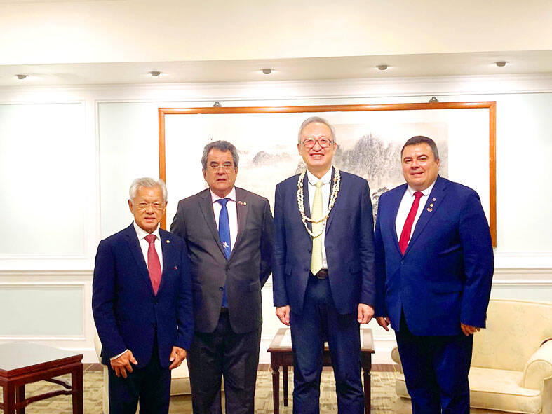 French Polynesian politicians in first visit for 40 years